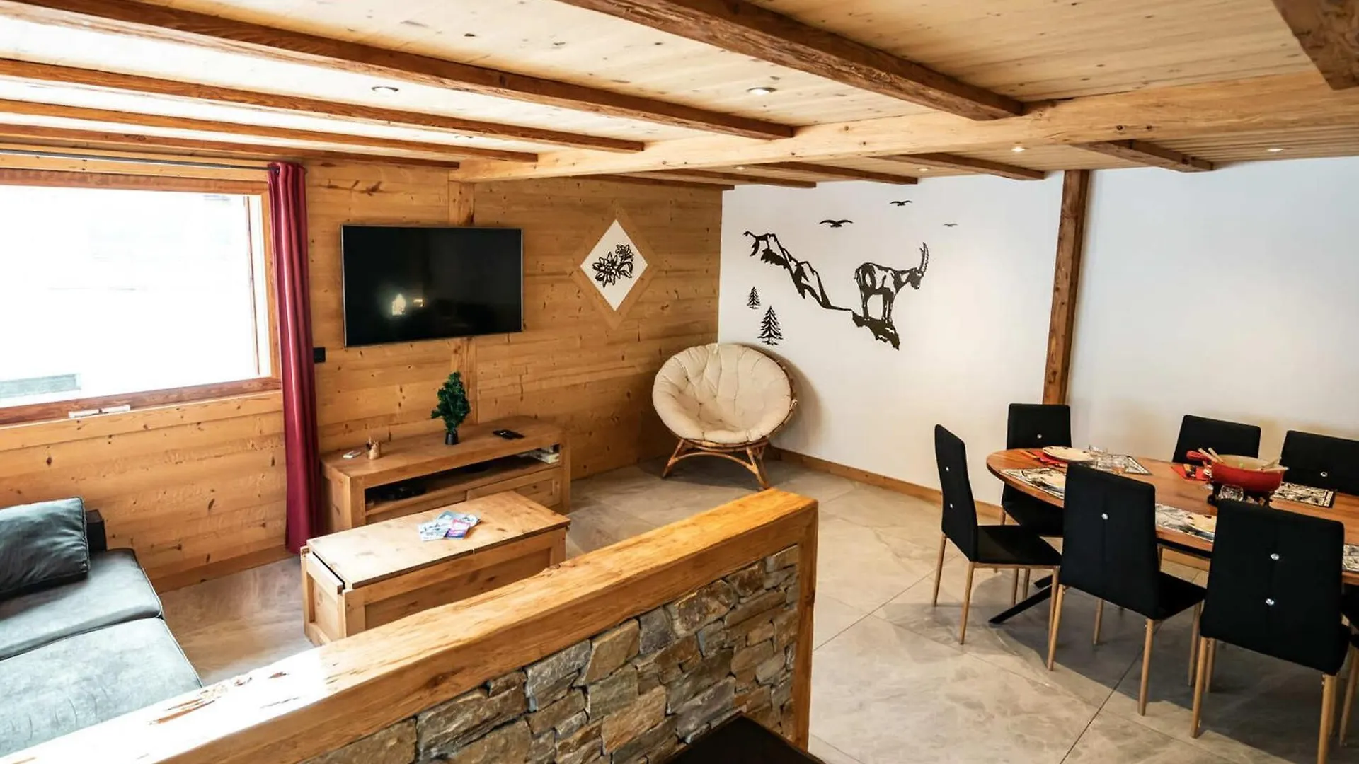 Appartement 4 Pieces, 3 Salles De Bains, Proche Centre Et Remontees Mecaniques, Chatel - Fr-1-676-173 Apartment